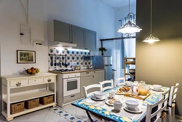 La Casa Napoletana - Ls Accommodations Nápoles Itália