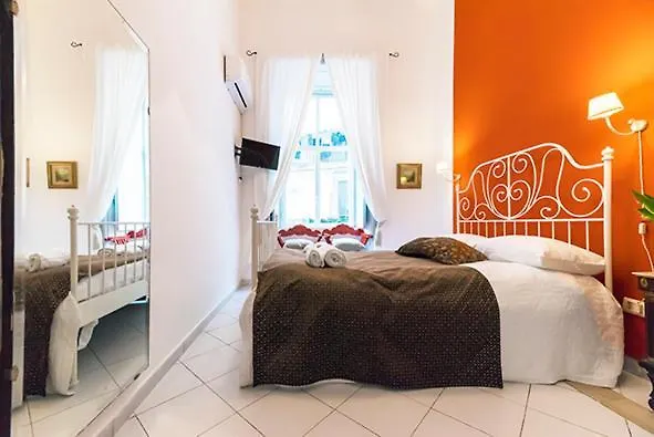 Alojamento de Acomodação e Pequeno-almoço La Casa Napoletana - Ls Accommodations Nápoles